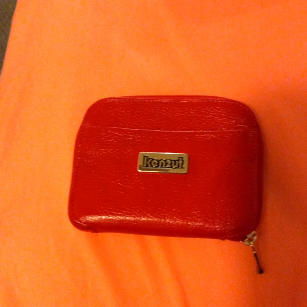 Kenzut wallet